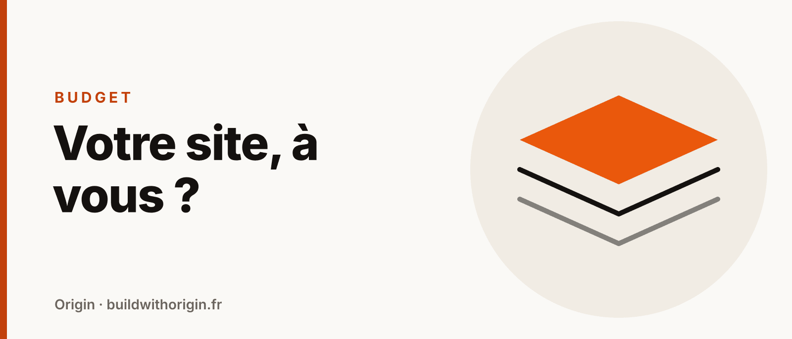 Illustration de couches empilées représentant le domaine, l'hébergement, le code et les contenus d'un site